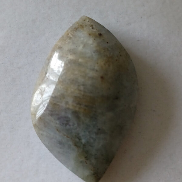 Labradorite Stone - Image 3