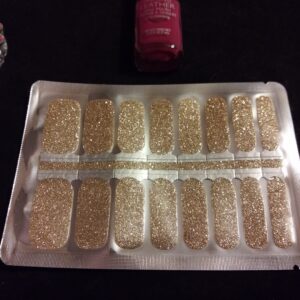 All That Glitters Gold – Nail Polish Strips
