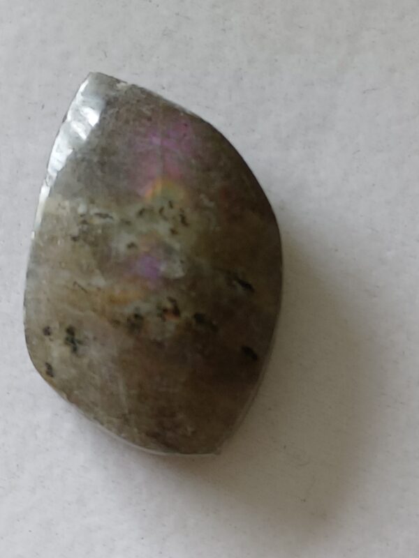 Labradorite Stone - Image 11