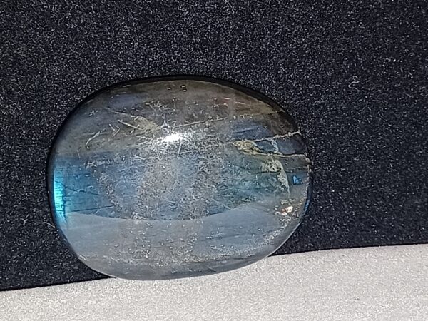 Labradorite Stones - Image 2