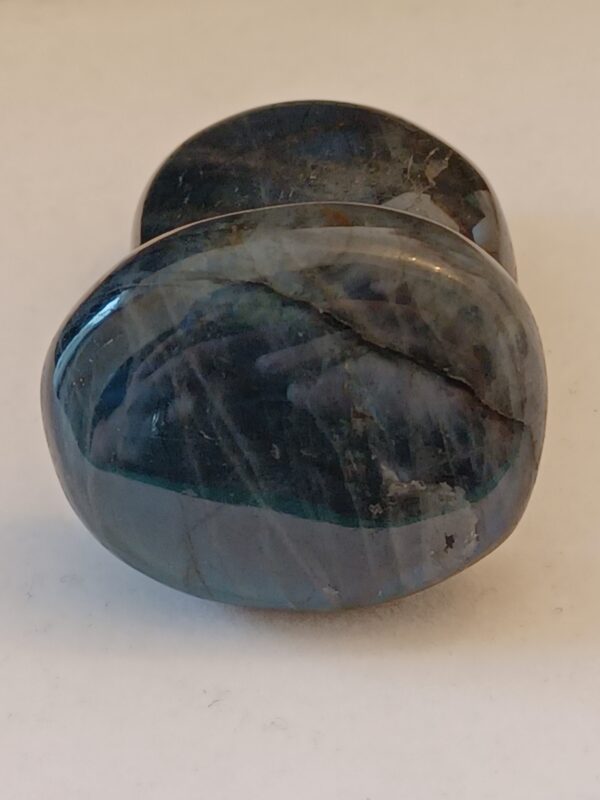 Labradorite Stones - Image 6