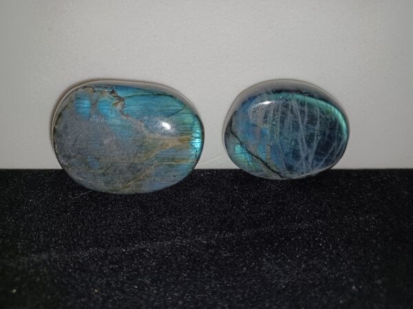 Labradorite Stones - Image 5