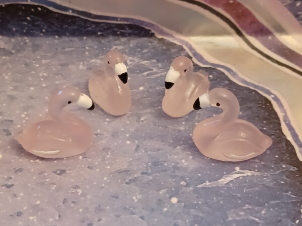 Flamingos - Glows - Image 3