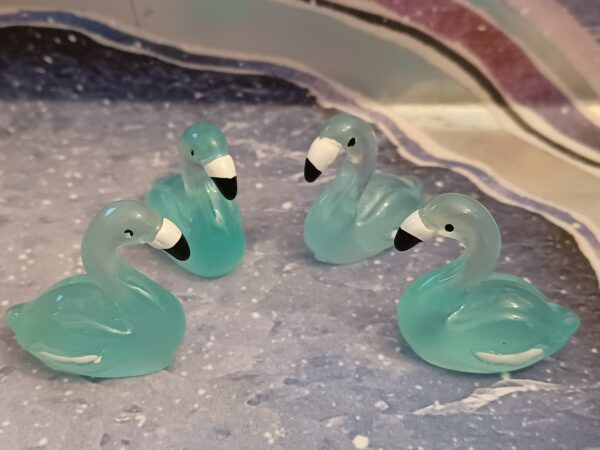 Flamingos - Glows - Image 6
