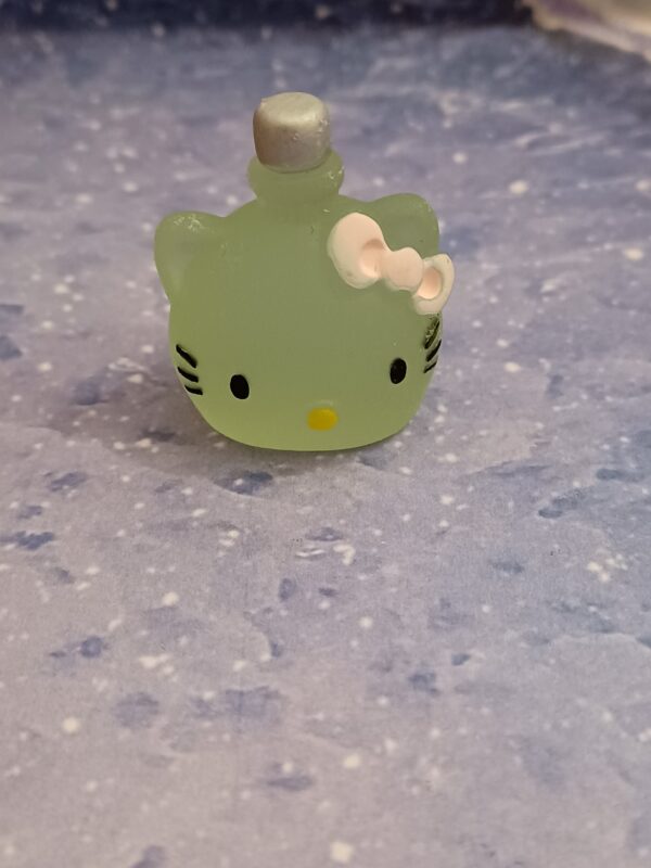 Hello Kitty - Glow In The Dark - Image 6