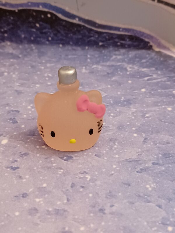 Hello Kitty - Glow In The Dark - Image 5
