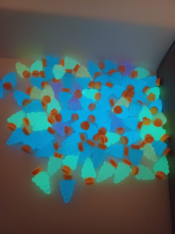 Christmas Tree - Glow In The Dark - Image 6