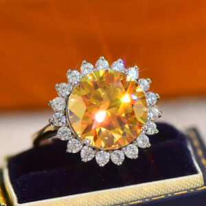 Sunflower 925 Sterling Silver 2 Carat Moissanite Ring