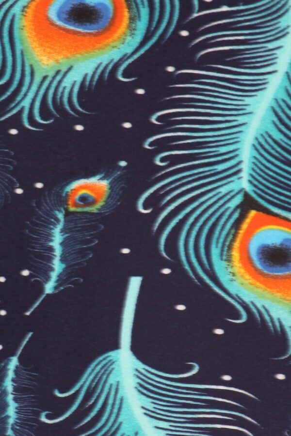 Plus Size Peacock Print Leggings - Image 4