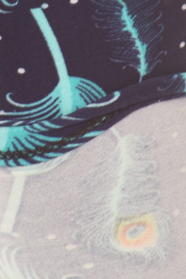 Plus Size Peacock Print Leggings - Image 5