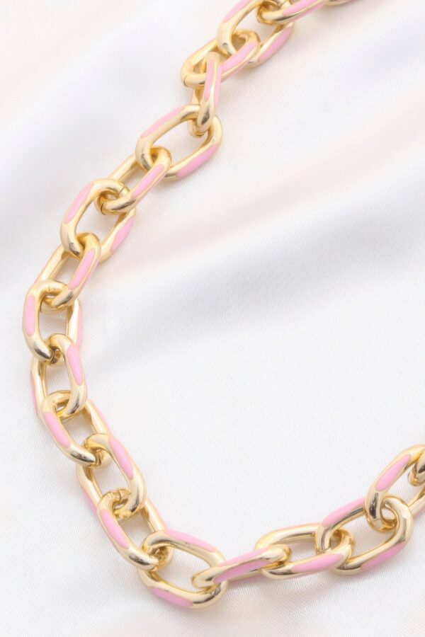 Color Metal Oval Link Necklace - Image 3