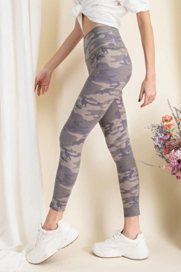 Camouflage Printed Rayon Spandex Leggings - Image 3