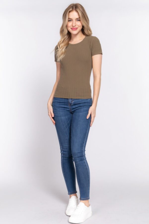Olive Short Sleeve Crew Neck Variegated Rib Knit Top - Image 2
