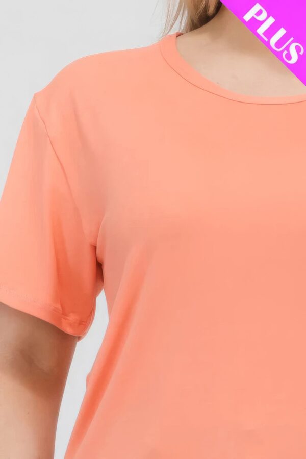 Flamingo Plus Size Basic Short Sleeve T-shirt - Image 4