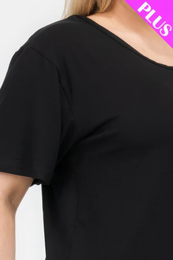 Black Plus Size Basic Short Sleeve T-shirt - Image 4