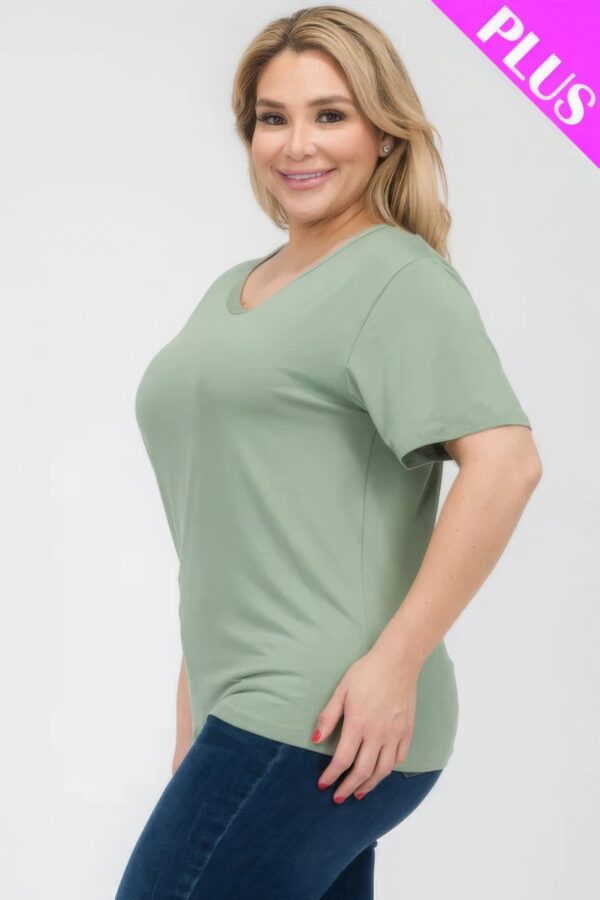 Green Bay Plus Size Basic Short Sleeve T-shirt - Image 3