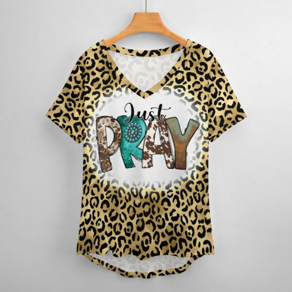 Western Just Pray Ladies V-Neck Loose Short Sleeve T-Shirt - Image 6