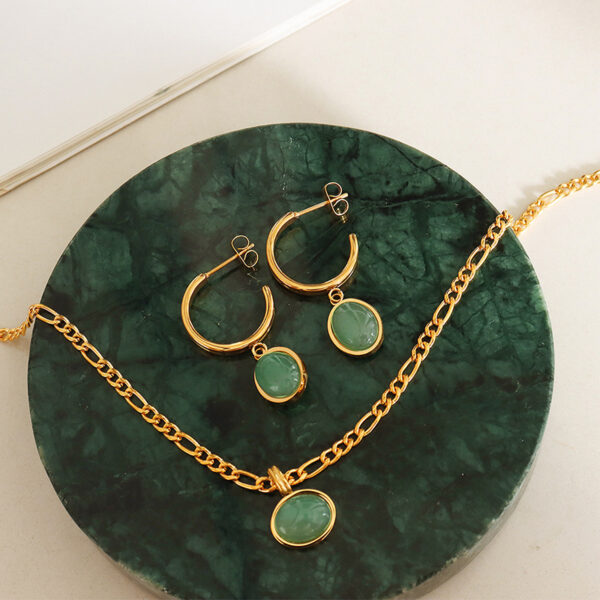 Natural Green Agate Pendant Necklace & Earrings Set - Image 2